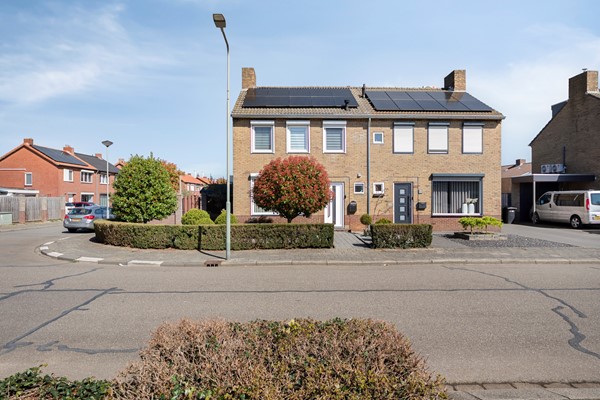 Medium property photo - Kruchterstraat 41, 6051 CB Maasbracht